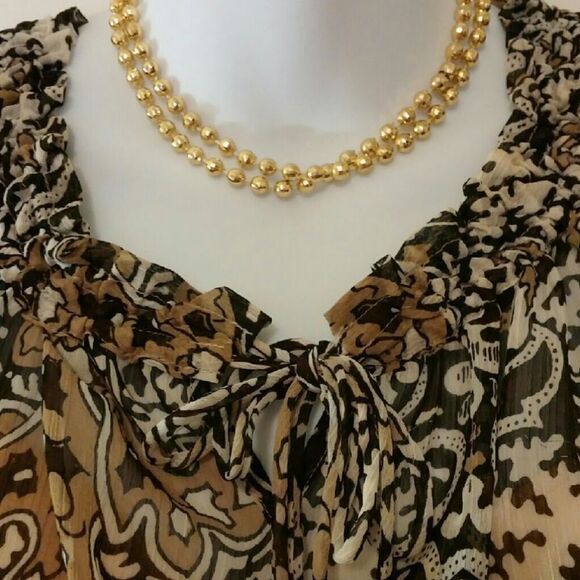 #435 Faded Glory-Semi-sheer gathered printed top- Size: 1X - Picture 4 of 5